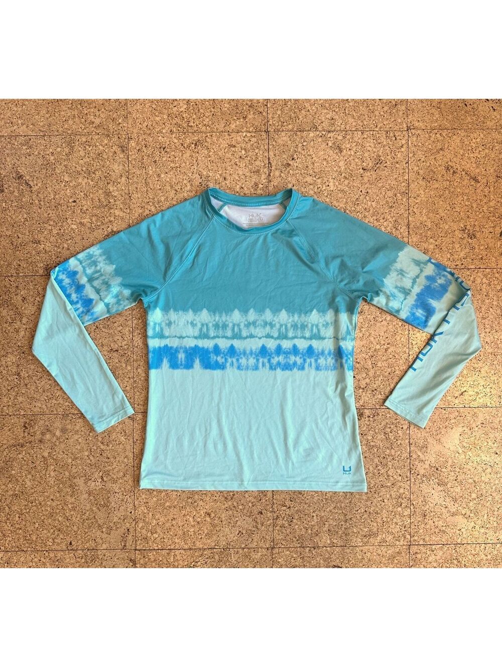 Huk Pursuit Fishing Long Sleeve Shirt Women's Medium Turquoise UPF 30+ Stretch
